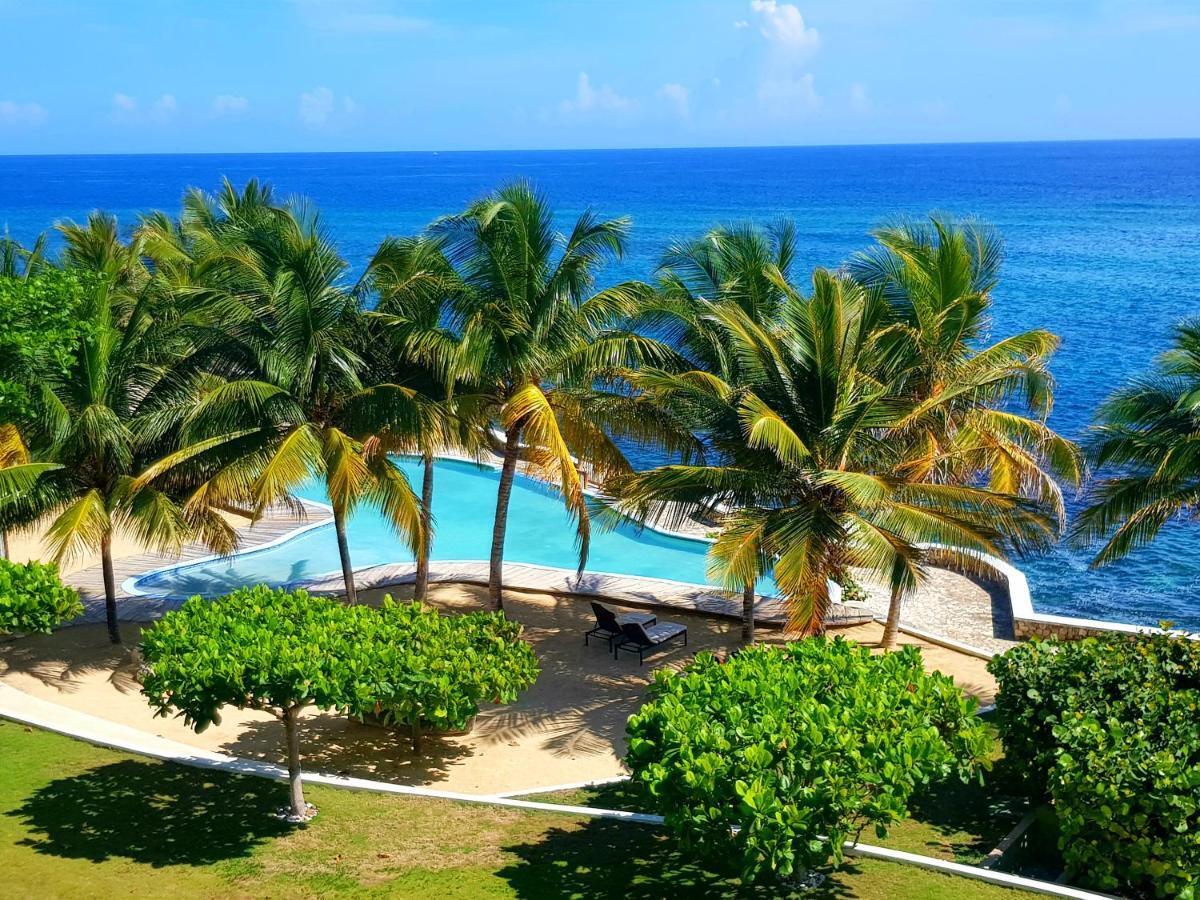 Penthouse At Whispering Seas Ocho Rios